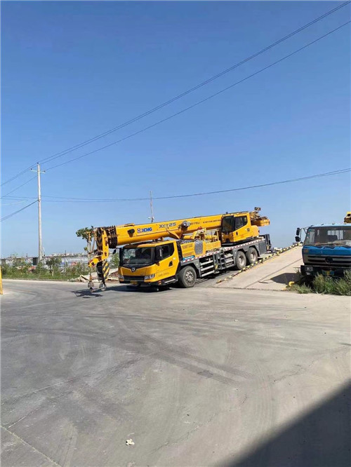 华蓥市吊车作业时，可能会产生哪些额外收费项目？