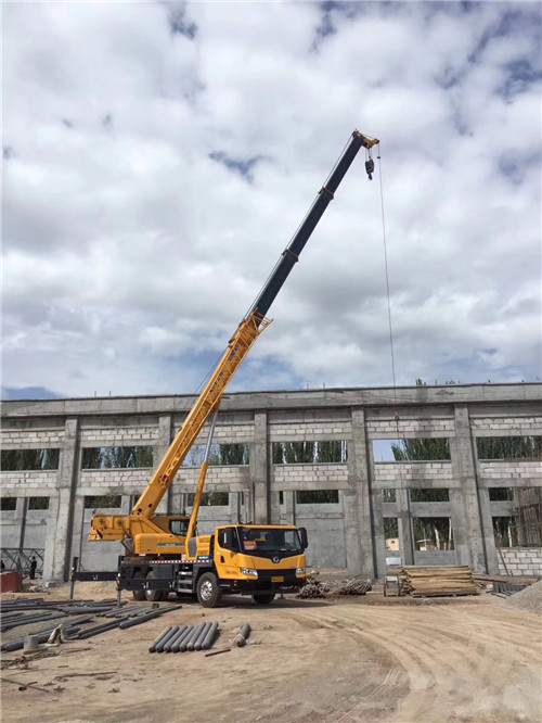华蓥市吊装作业前会做设备检查吗？安全保障措施有哪些？