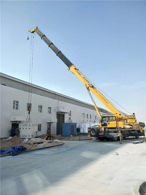 华蓥市“超载就喊停”—— 吊车的 “重量保镖” 技术