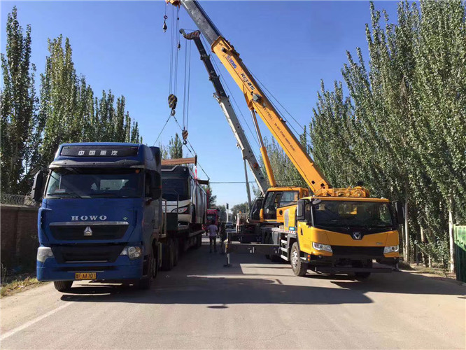 华蓥市“省油又稳当”—— 吊车的 “智能节能” 技术